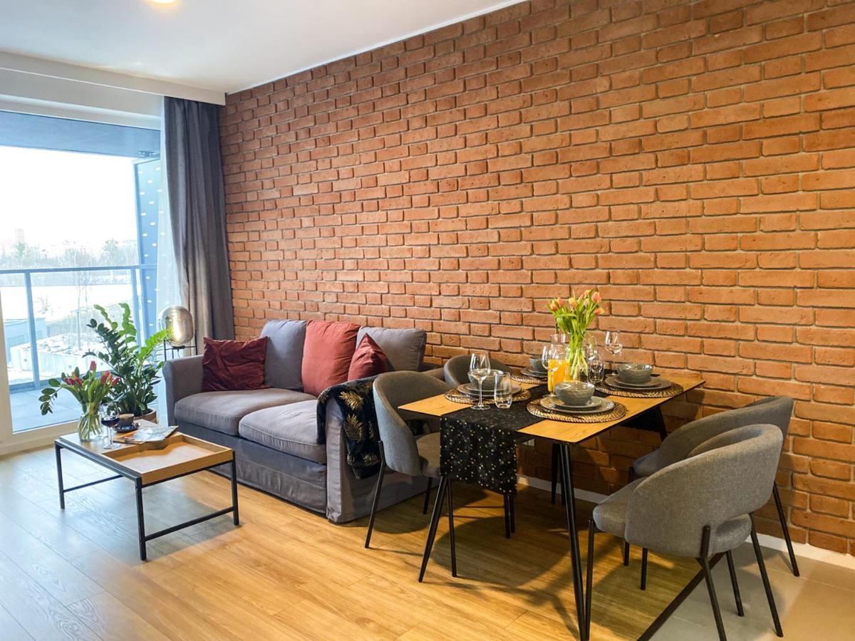 Apartament Riviera Modern Tower Apartment Gdynia Bagian luar foto